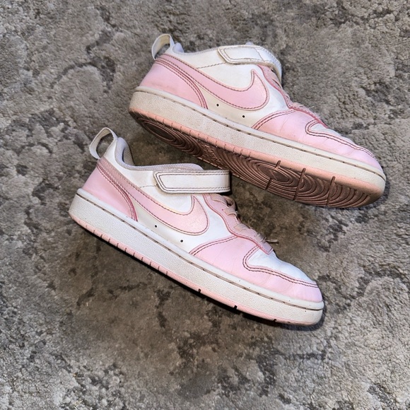 Nike Court Low Top Sneaker - Picture 3 of 6